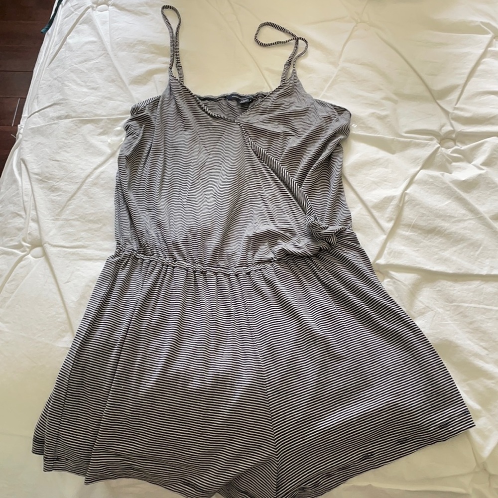 American eagle black&white stripe romper